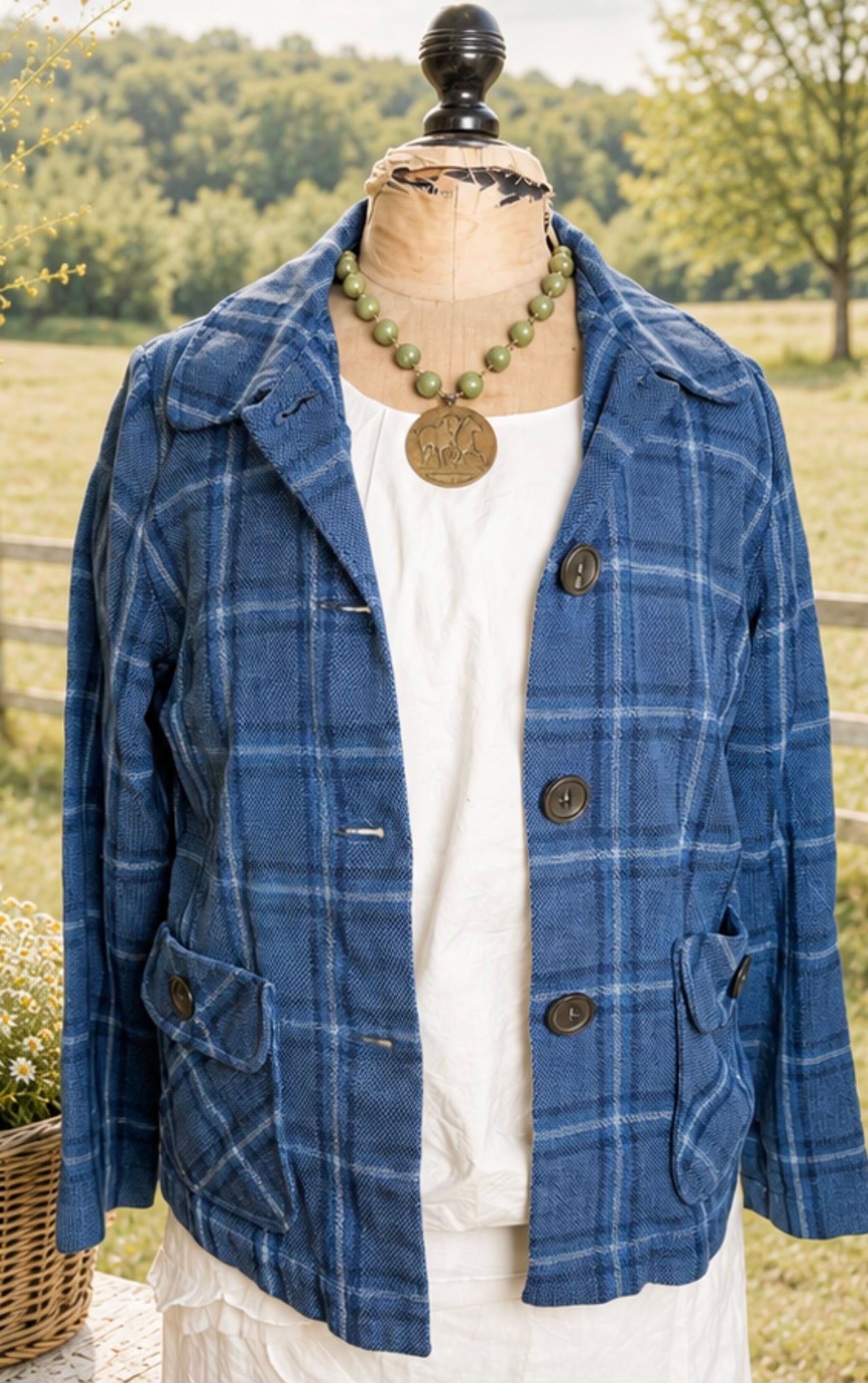 Pendleton 100% Virgin Wool Blue Plaid Button Down Shirt – Vintage Classic Heritage