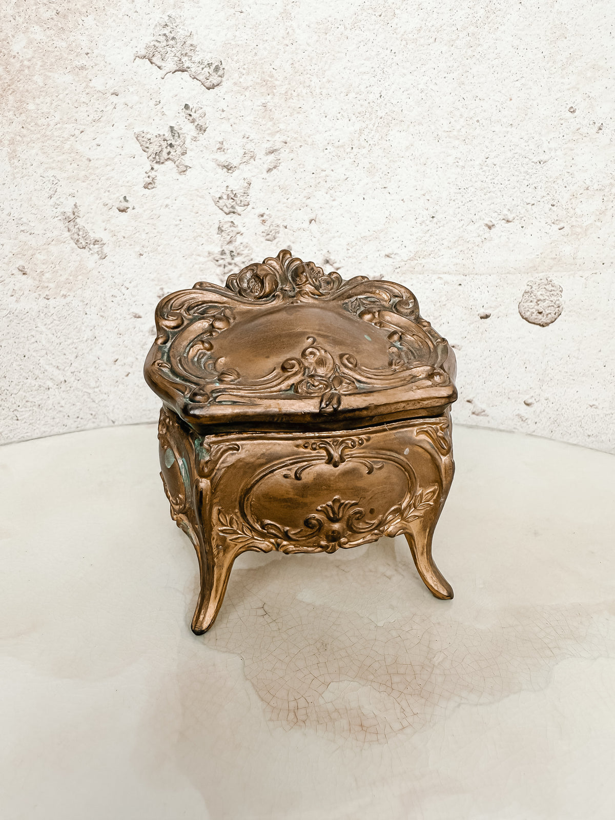 1920's Jewelry Casket Oval Footed open interior